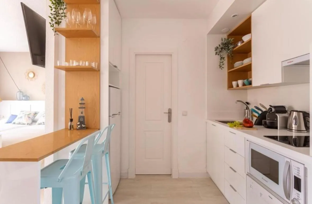 Marbella Nikkibeachfront Studio Appartement