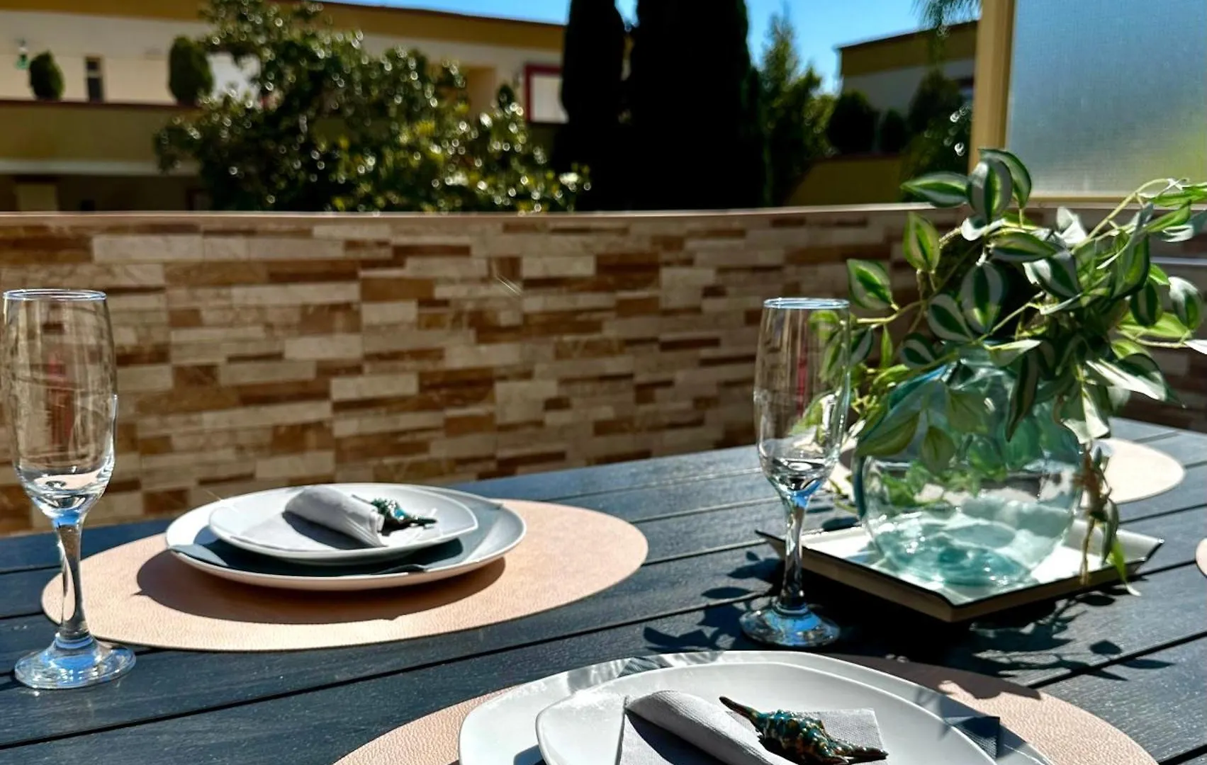 Marbella Nikkibeachfront Studio