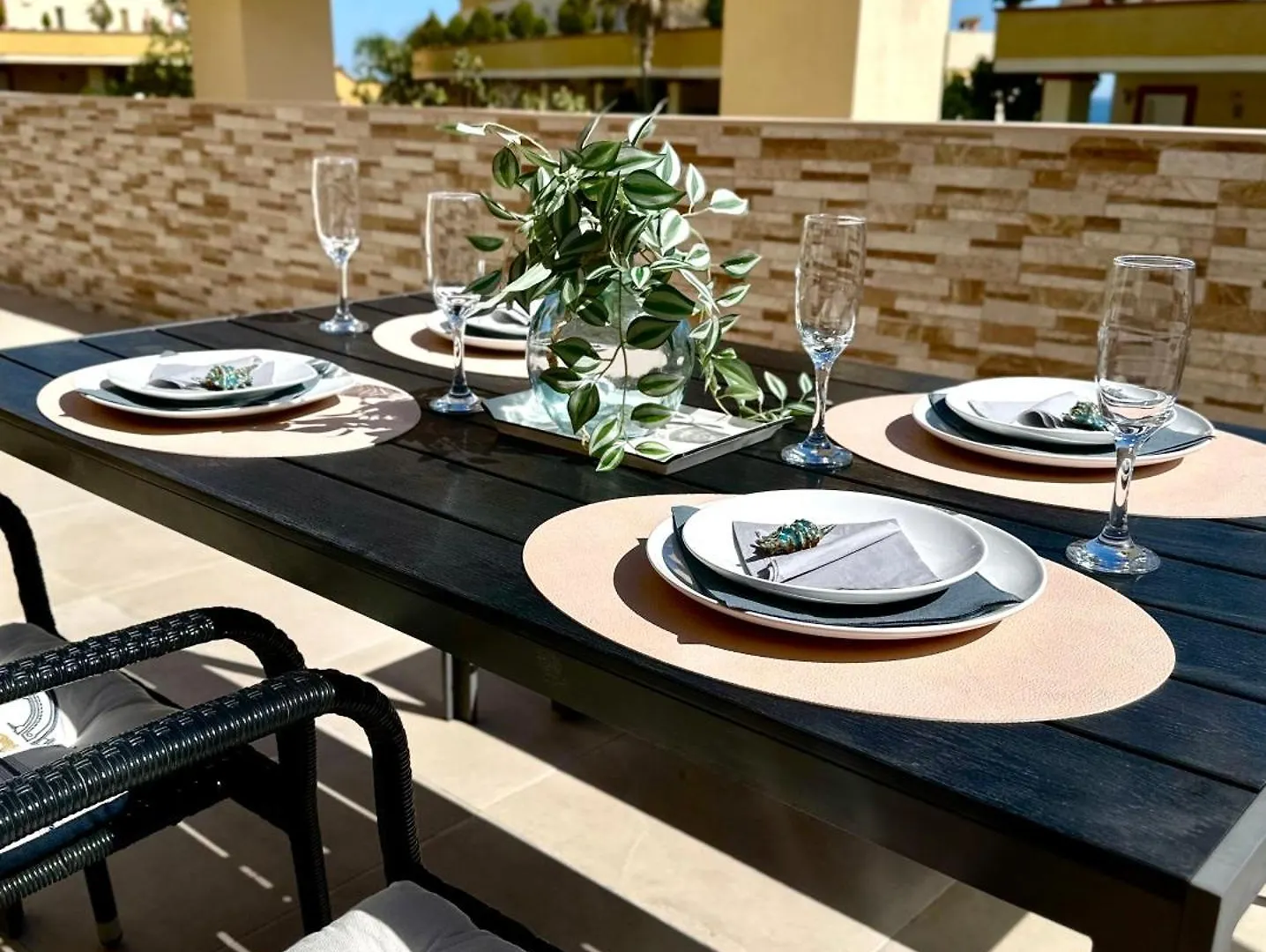 Marbella Nikkibeachfront Studio Apartamento